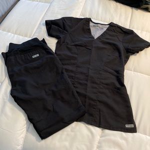 Grey’s Anatomy scrubs